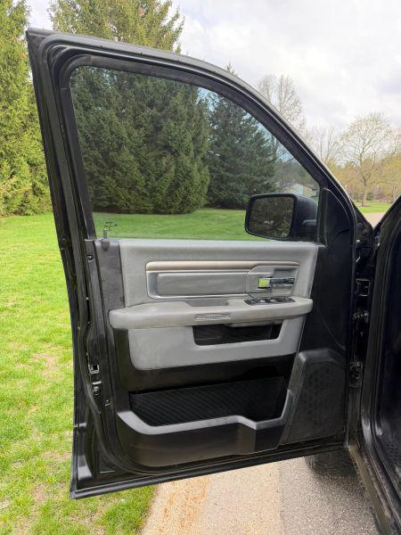 2016 Ram 1500 SLT