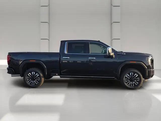 2026 GMC Sierra 2500HD Crew Cab, Standard Bed, Denali Ultimate, 4WD