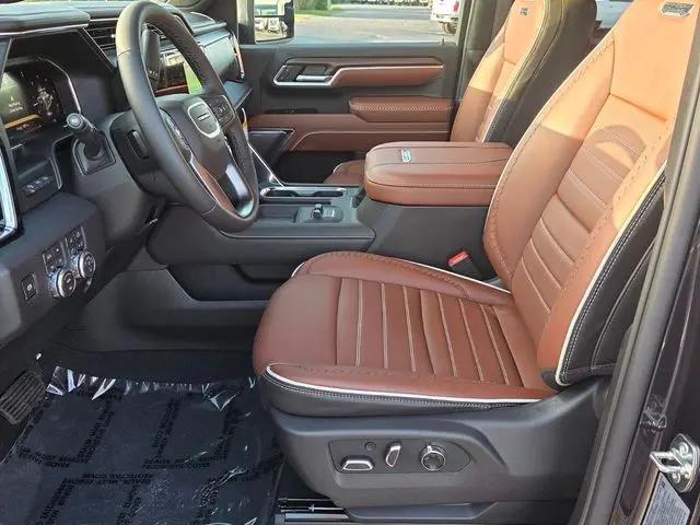 2026 GMC Sierra 2500HD Crew Cab, Standard Bed, Denali Ultimate, 4WD