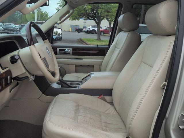 2004 Lincoln Navigator Luxury
