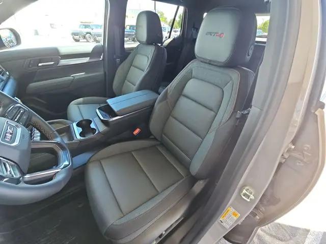 2026 GMC Terrain AWD AT4