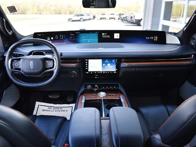 2025 Lincoln Navigator Black Label L