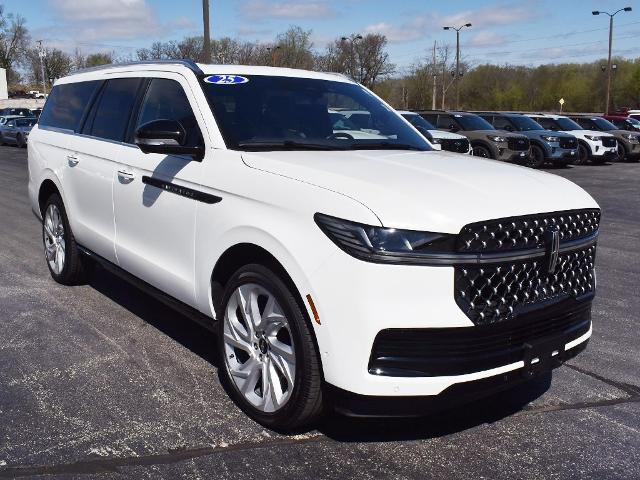 2025 Lincoln Navigator Black Label L