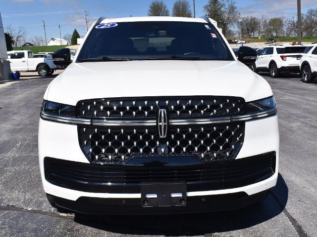 2025 Lincoln Navigator Black Label L