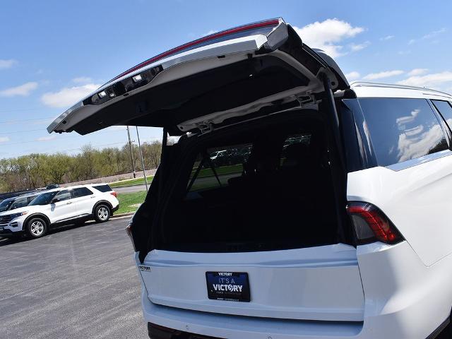 2025 Lincoln Navigator Black Label L