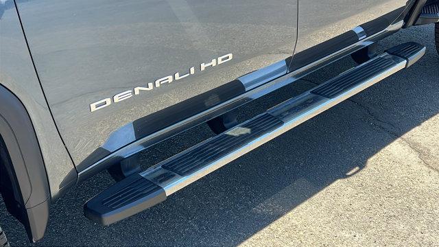 2020 GMC Sierra 2500HD 4WD Crew Cab Standard Bed Denali