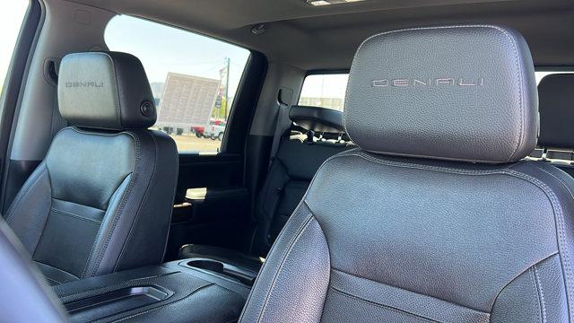 2020 GMC Sierra 2500HD 4WD Crew Cab Standard Bed Denali