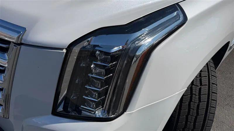2020 Cadillac Escalade 4WD Platinum