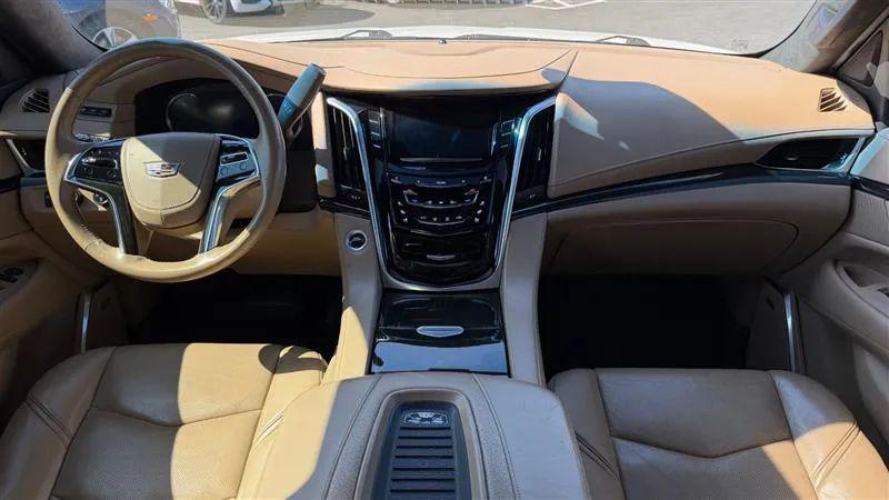 2020 Cadillac Escalade 4WD Platinum