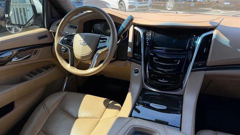 2020 Cadillac Escalade 4WD Platinum