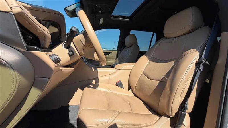 2020 Cadillac Escalade 4WD Platinum