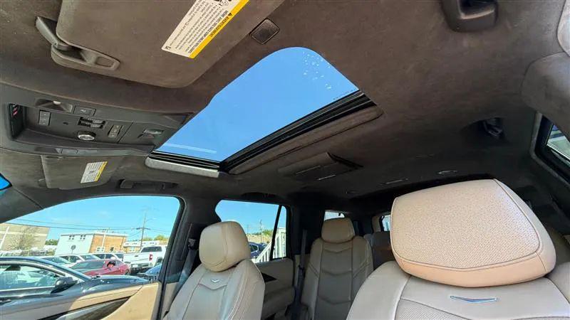 2020 Cadillac Escalade 4WD Platinum