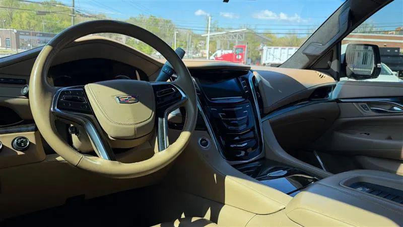 2020 Cadillac Escalade 4WD Platinum
