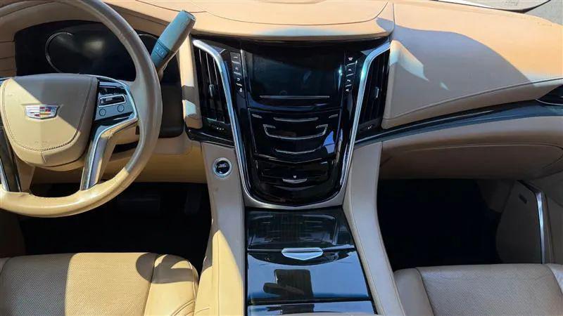 2020 Cadillac Escalade 4WD Platinum