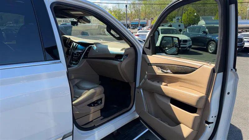 2020 Cadillac Escalade 4WD Platinum