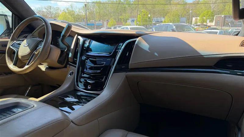 2020 Cadillac Escalade 4WD Platinum