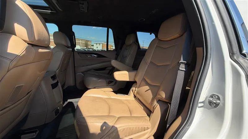 2020 Cadillac Escalade 4WD Platinum