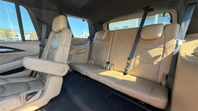 2020 Cadillac Escalade 4WD Platinum