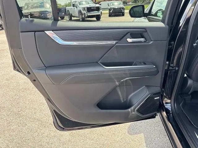 2026 GMC Acadia Elevation FWD