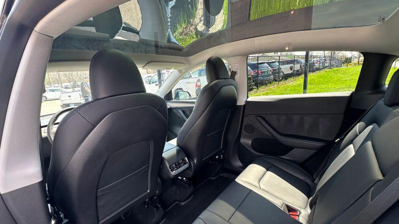 2022 Tesla Model Y Long Range Dual Motor All-Wheel Drive