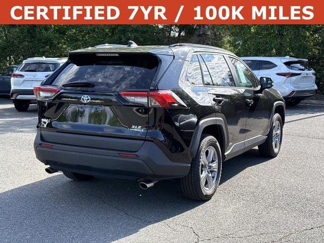 2022 Toyota RAV4 Hybrid XLE