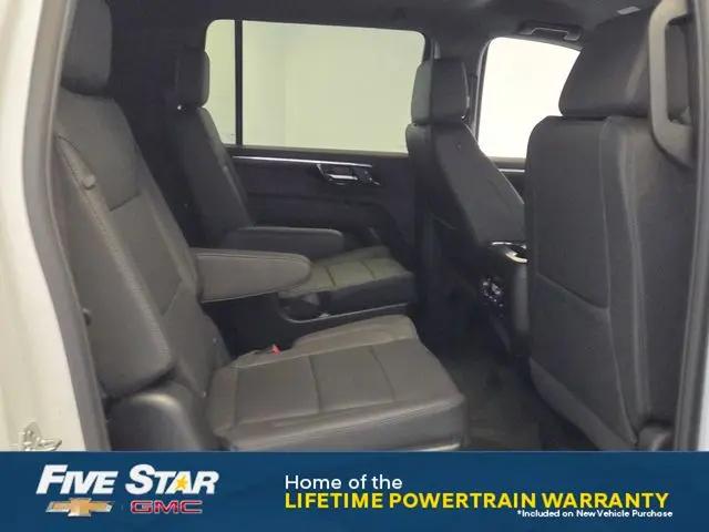 2026 Chevrolet Suburban LT, 4WD
