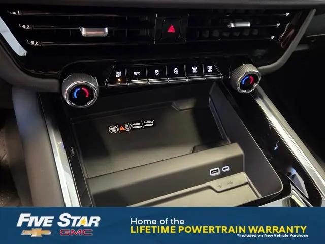 2026 Chevrolet Suburban LT, 4WD