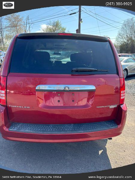 2010 Chrysler Town & Country Touring