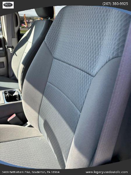2010 Chrysler Town & Country Touring