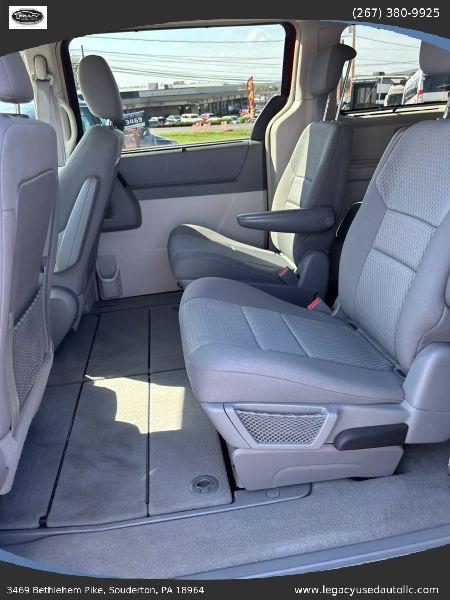 2010 Chrysler Town & Country Touring