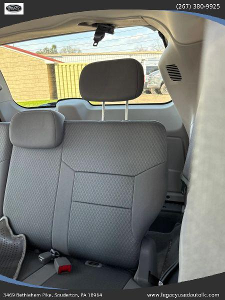 2010 Chrysler Town & Country Touring