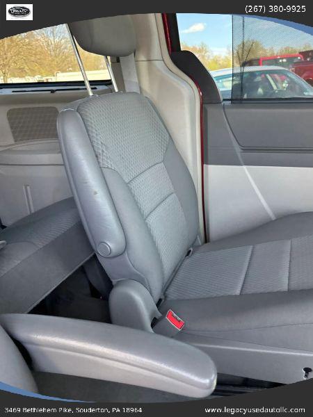 2010 Chrysler Town & Country Touring