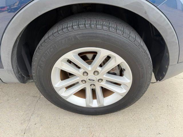 2017 Ford Explorer Base
