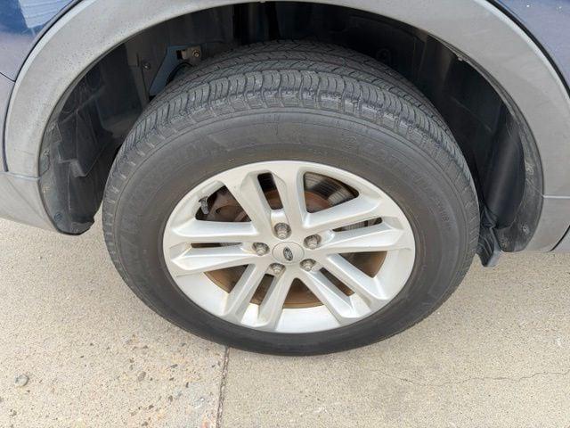 2017 Ford Explorer Base