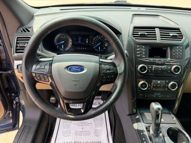 2017 Ford Explorer Base