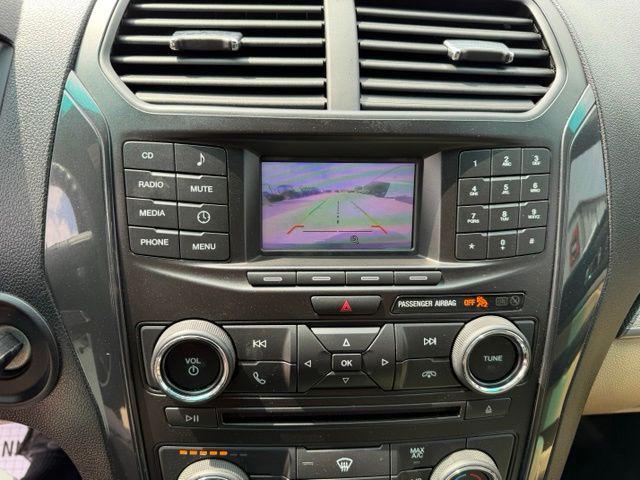 2017 Ford Explorer Base