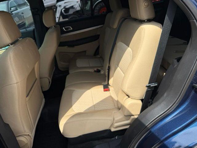 2017 Ford Explorer Base