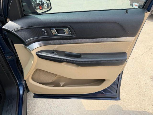 2017 Ford Explorer Base