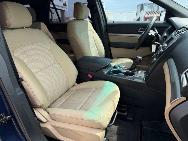 2017 Ford Explorer Base