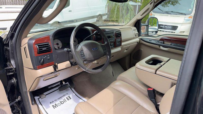 2005 Ford F-350 Lariat