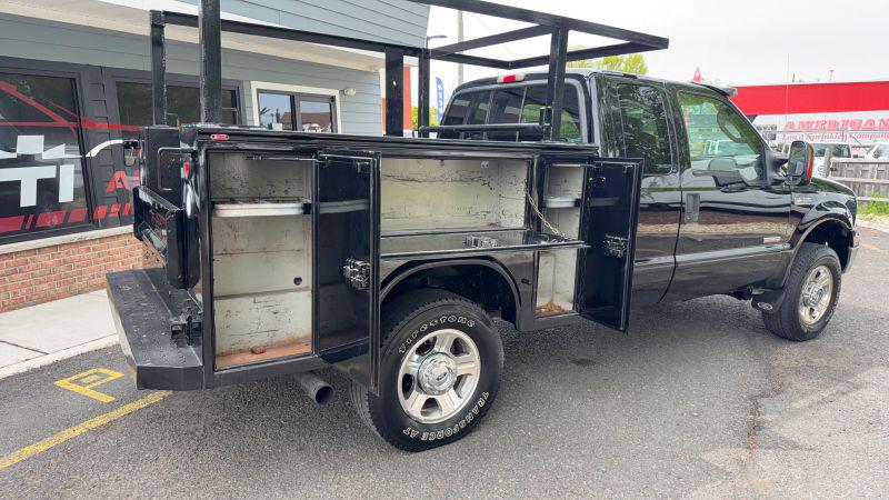 2005 Ford F-350 Lariat