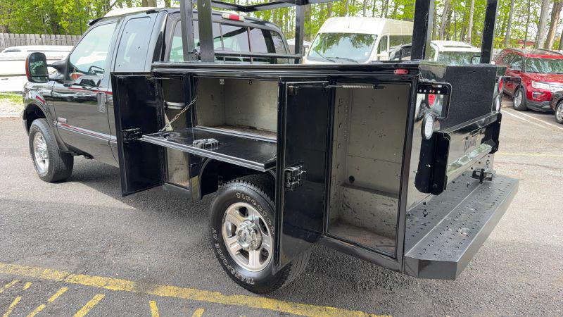 2005 Ford F-350 Lariat