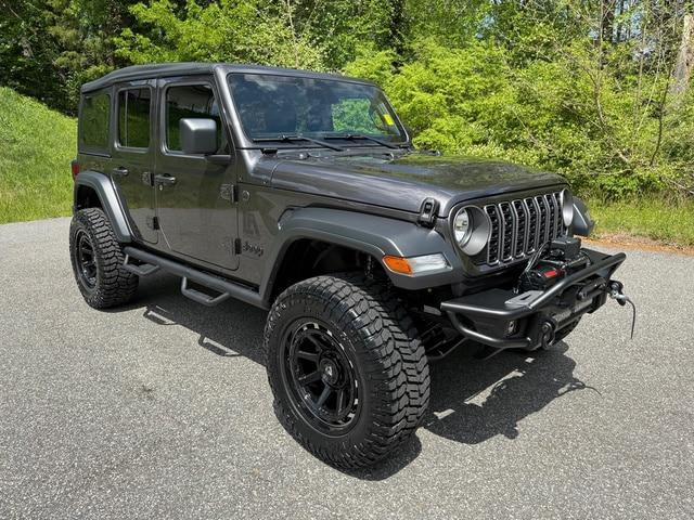 2025 Jeep Wrangler 4-Door Summit 4x4