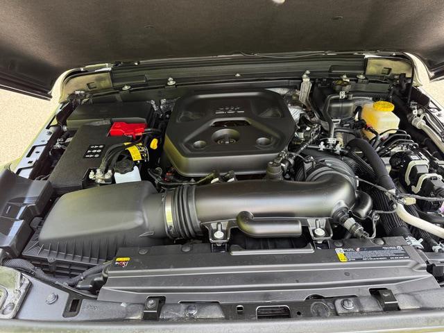 2025 Jeep Wrangler 4-Door Summit 4x4