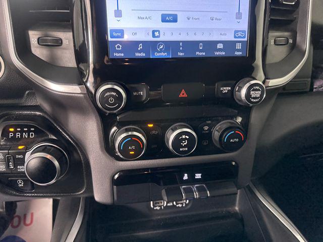 2022 Ram 1500 Big Horn Crew Cab 4x4 5'7" Box
