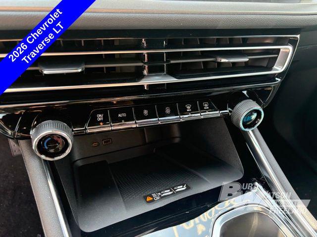 2026 Chevrolet Traverse AWD LT