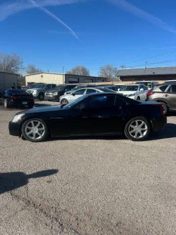 2004 Cadillac XLR Standard