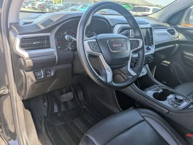 2023 GMC Acadia AWD SLT
