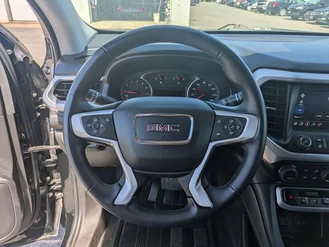 2023 GMC Acadia AWD SLT