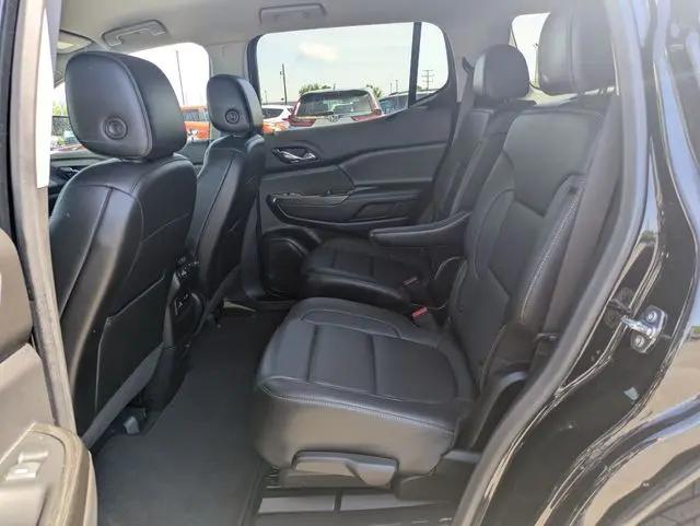 2023 GMC Acadia AWD SLT
